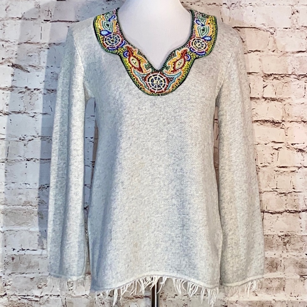 ANTHRO’S DREW BEADED SWEATSHIRT 🌀